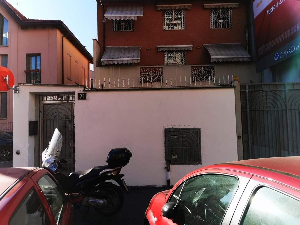 New Luxury Apartment, Milan City Center Exterior photo